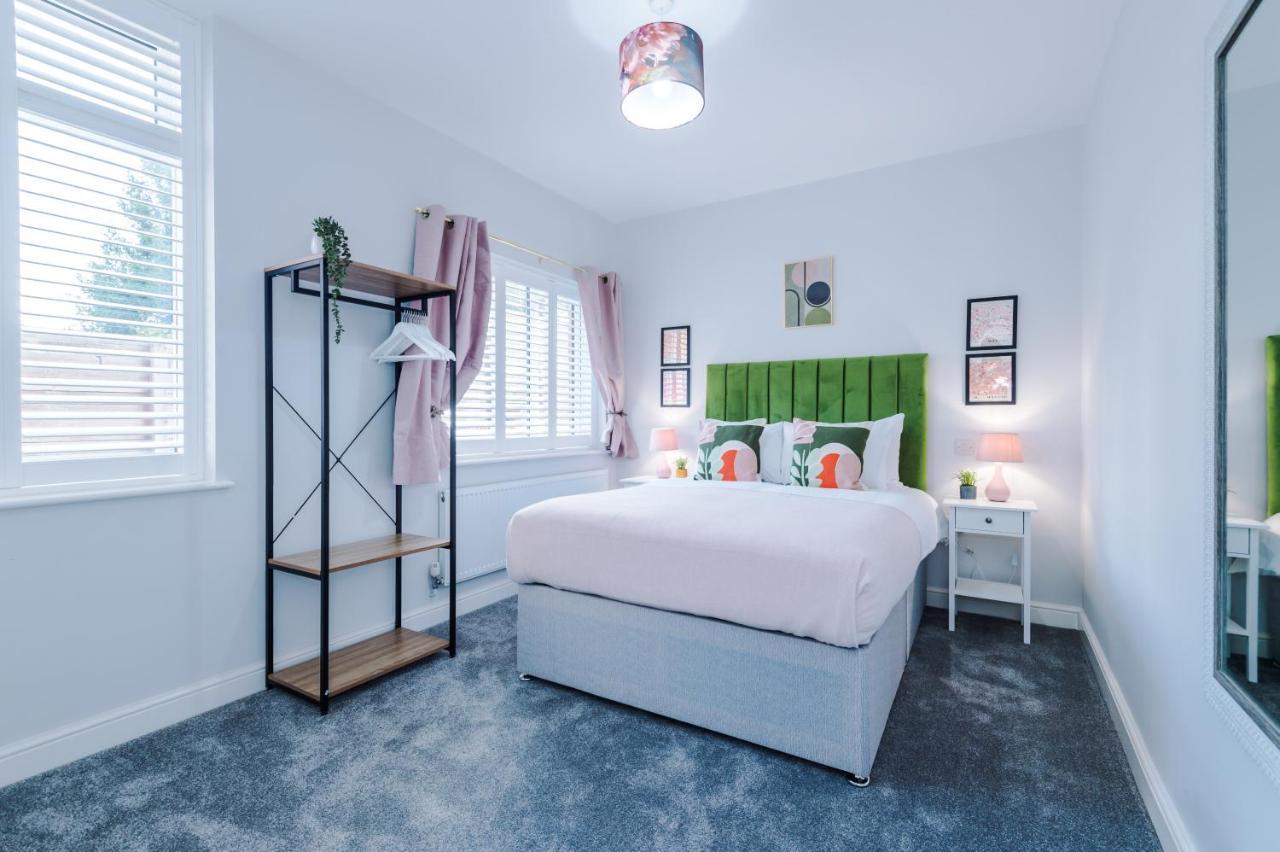 Beechwood Lodge Serviced Apartment Coventry Buitenkant foto