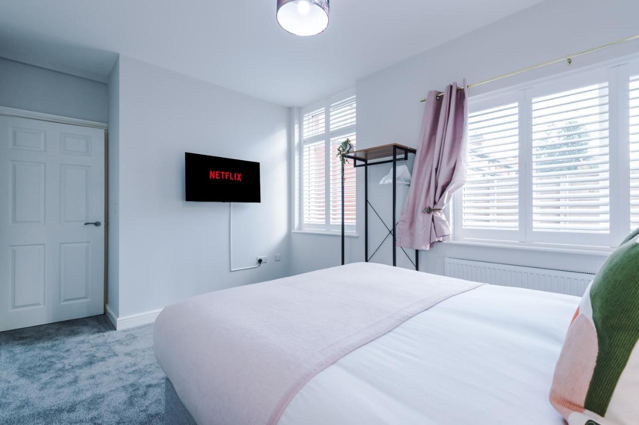Beechwood Lodge Serviced Apartment Coventry Buitenkant foto